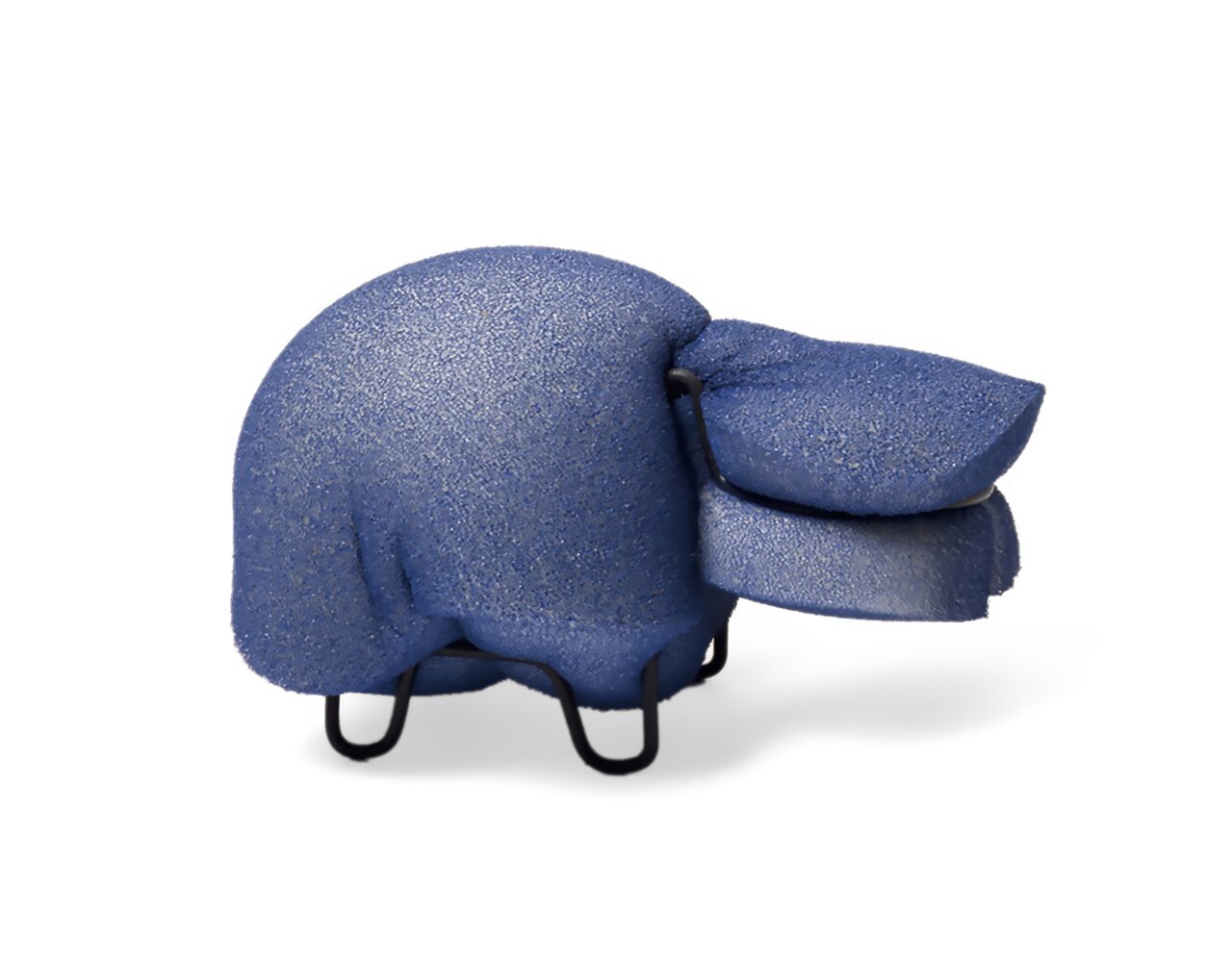 Safari : Boris l'hippopotame, armature métal et mousse. Design et fabrication Suisse par Bertille Laguet.